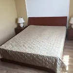 Apartment 2br, тристаен In Complex Life