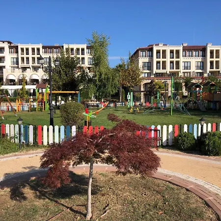 2br, тристаен In Complex Life Sosopol